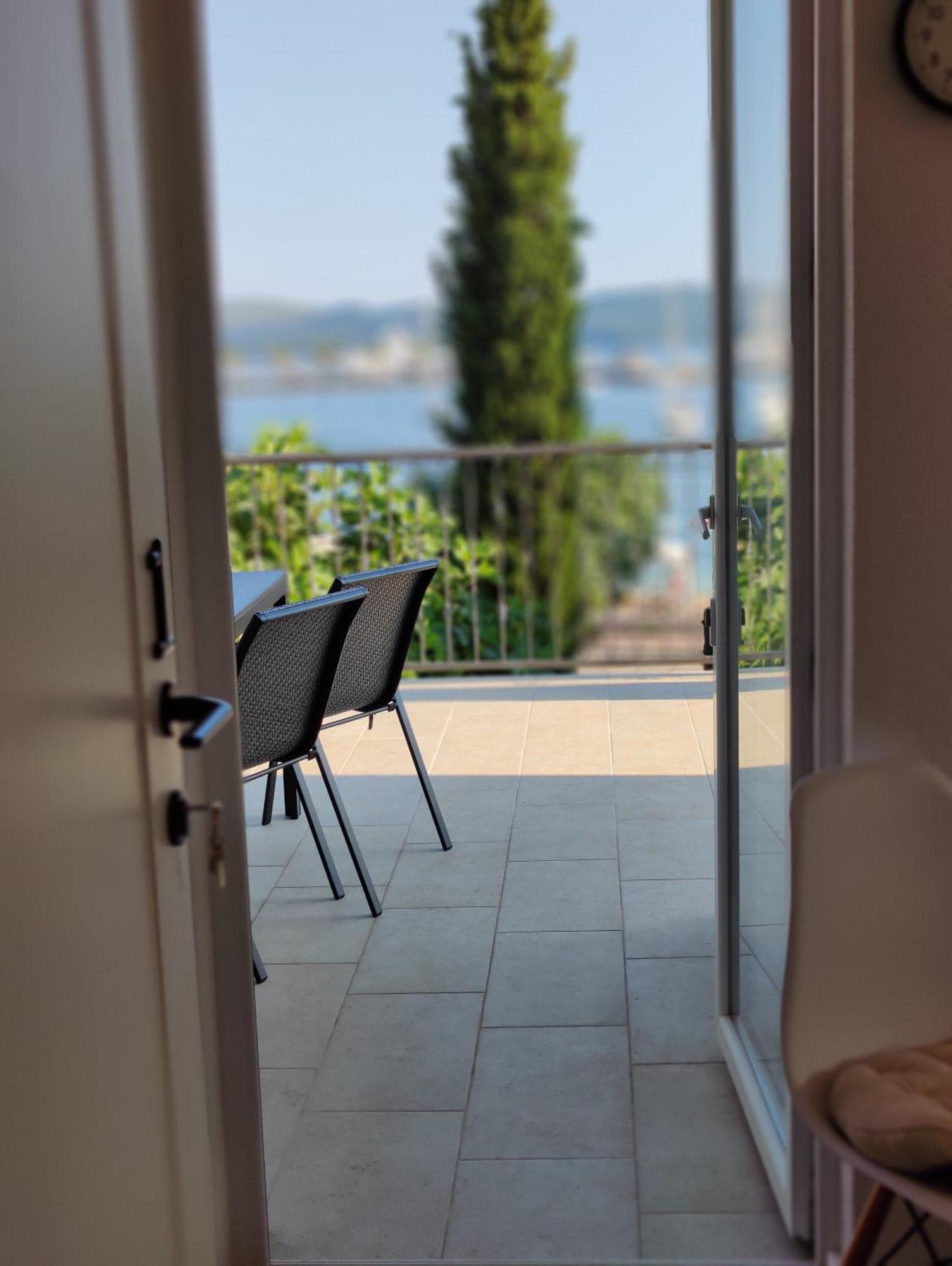 Miro Guesthouse Tivat Exterior foto