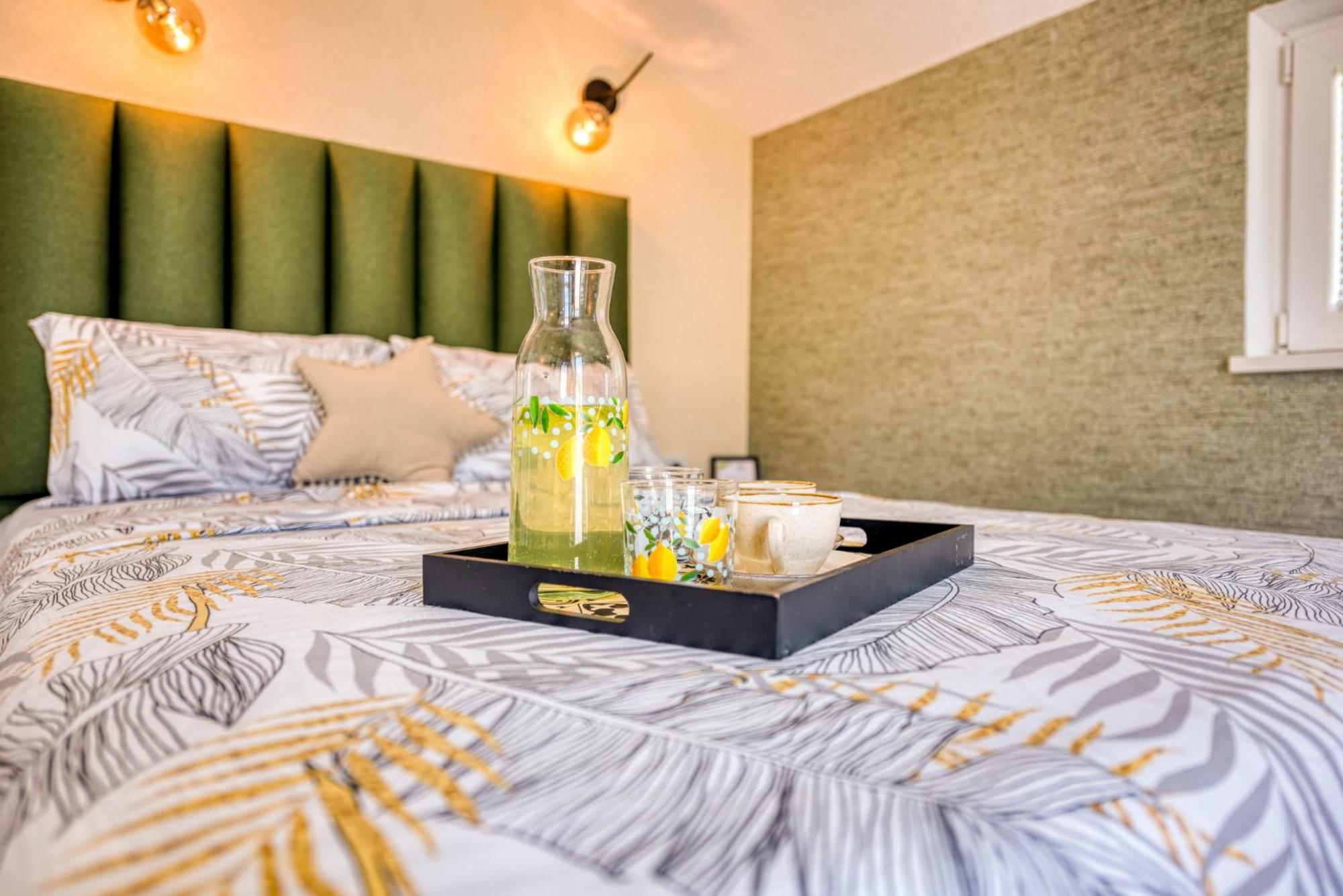 Miro Guesthouse Tivat Habitación foto