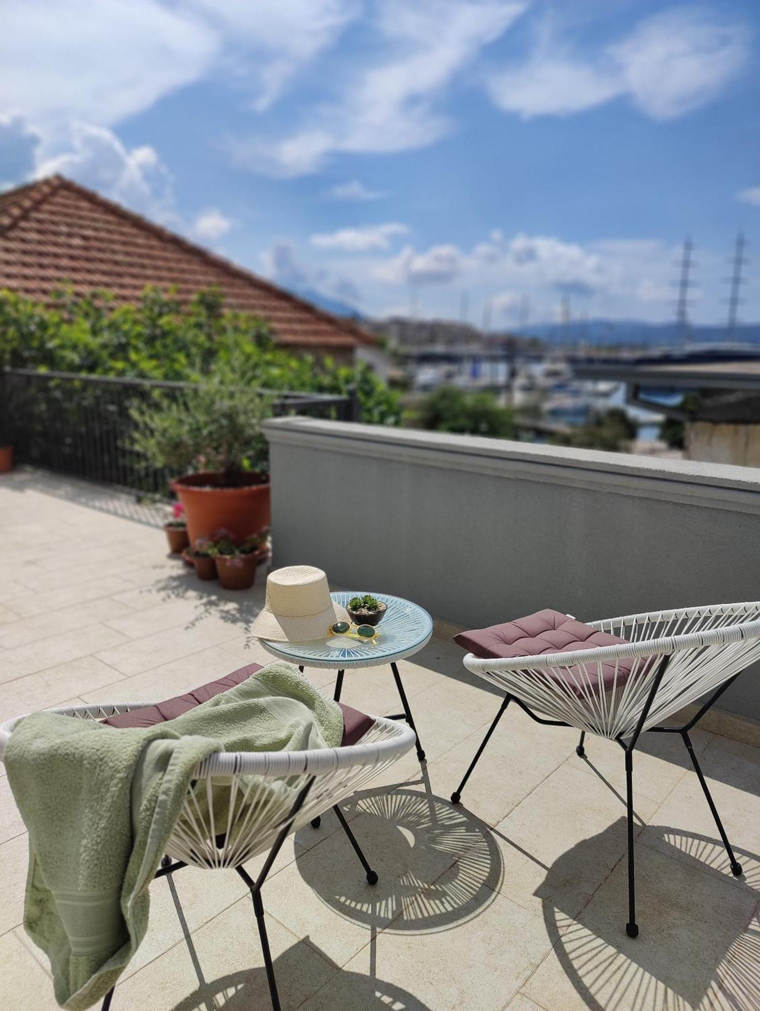 Miro Guesthouse Tivat Exterior foto